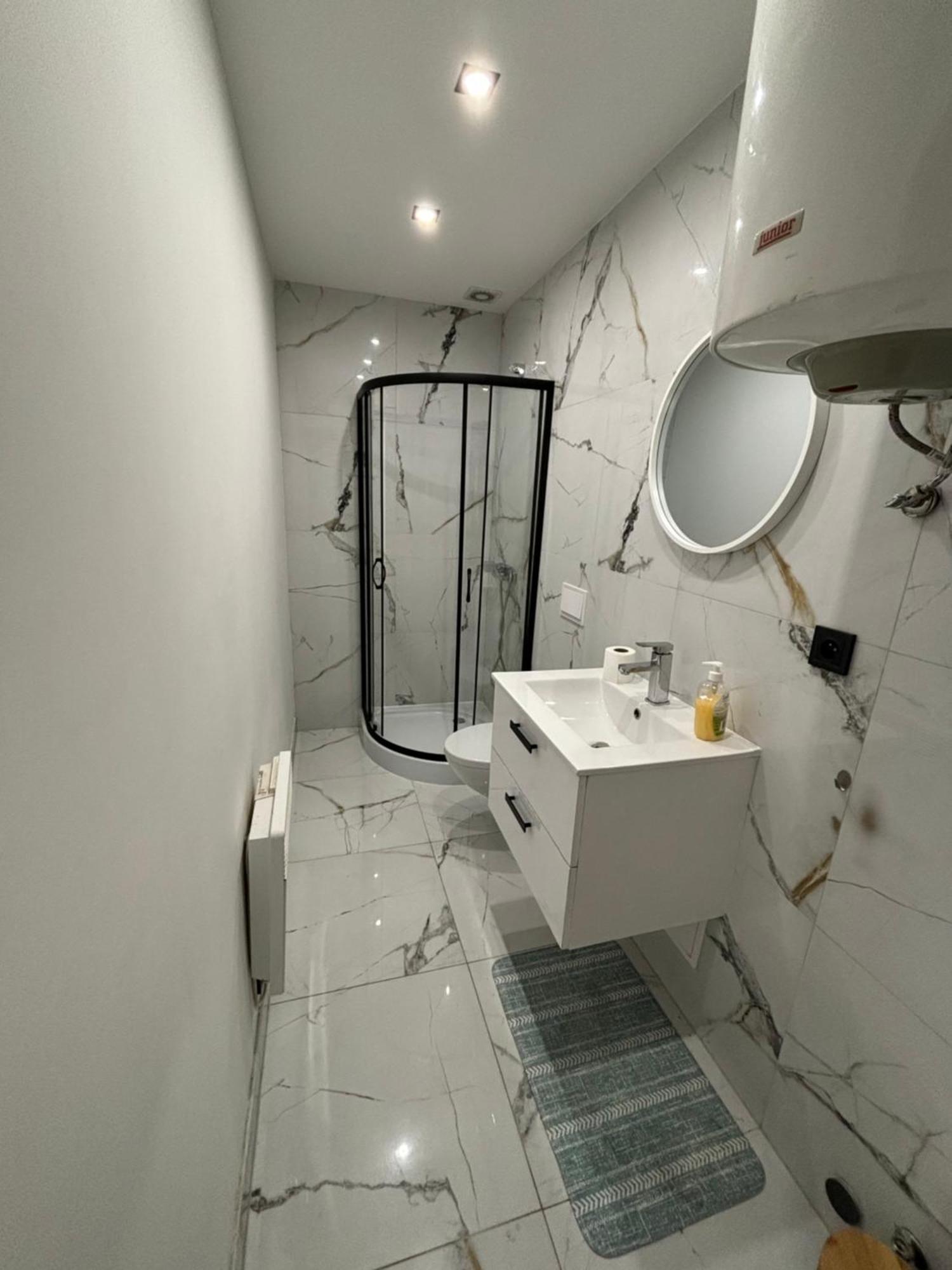 Kk Apartament Marszalkowski 바이톰 외부 사진