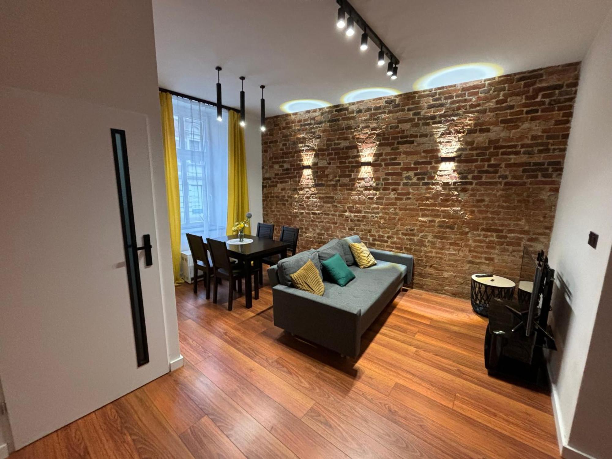 Kk Apartament Marszalkowski 바이톰 외부 사진